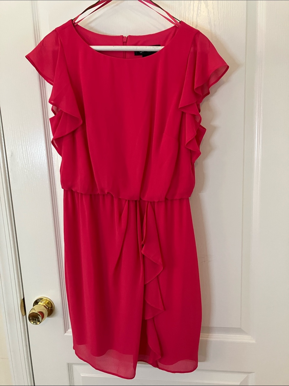 Fully lined in knit, Poly chiffon dress